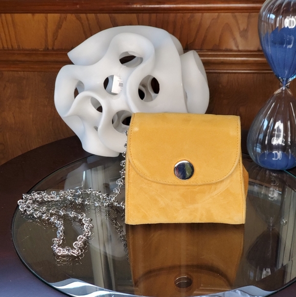 Little Liffner Chain Tiny Box - Picture 3 of 13